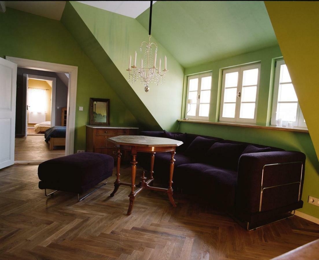 Gutshaus Altbauhof Apartment Dargun Екстериор снимка