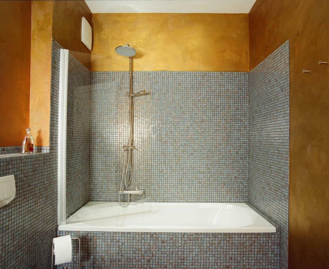 Gutshaus Altbauhof Apartment Dargun Екстериор снимка